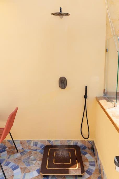 Chiaia Stunning Seaview Studioflat With 2 Terraces By Houseinnaples Appartement *