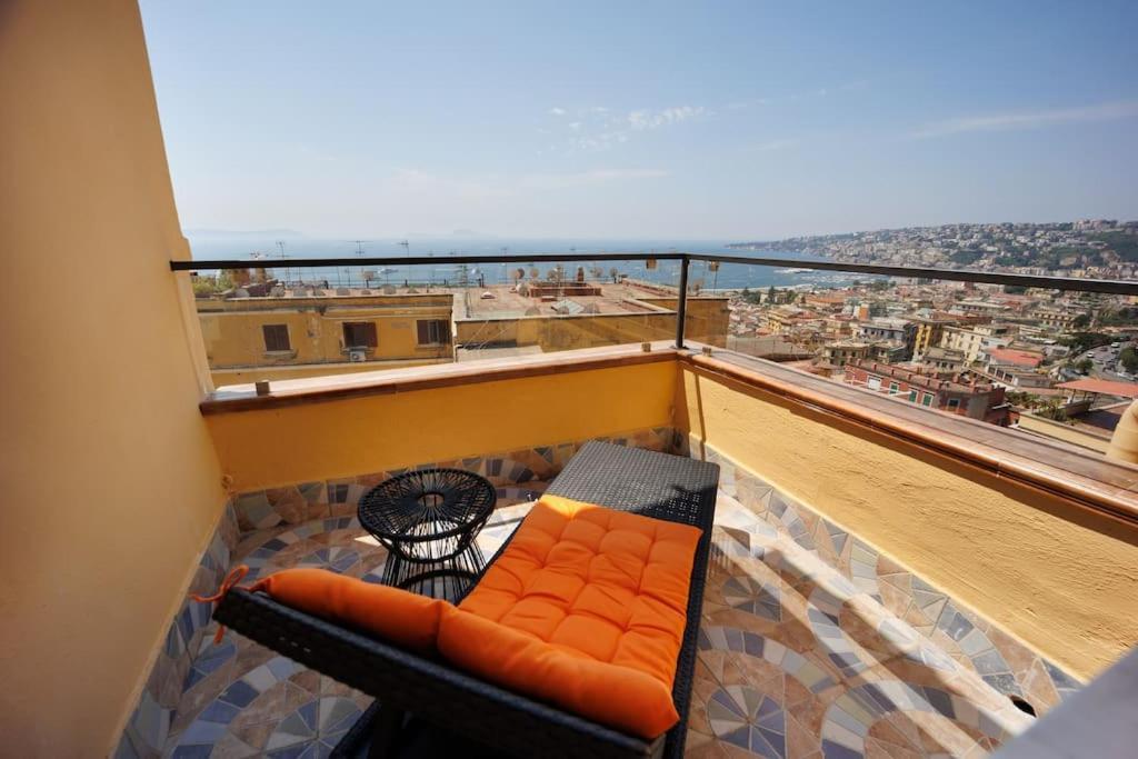 Chiaia Stunning Seaview Studioflat With 2 Terraces By Houseinnaples